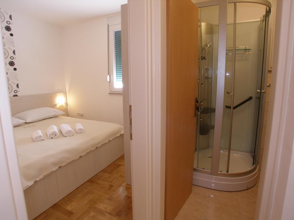 Apartment Marina *
